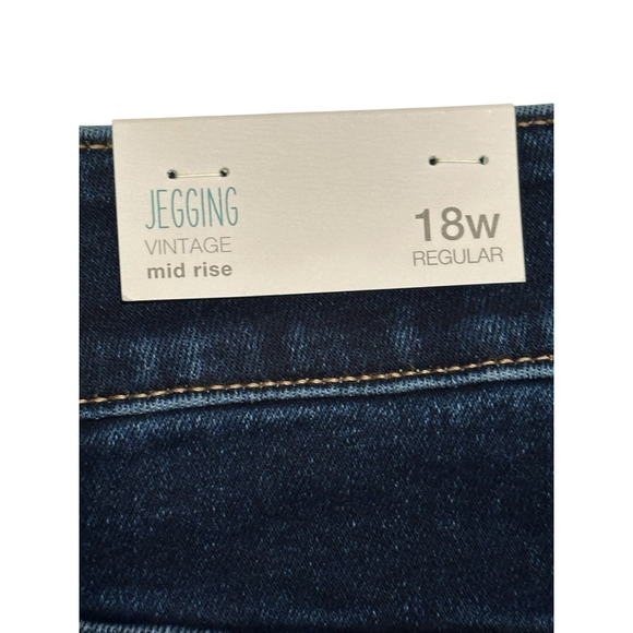 M Jeans By Maurices Mid-Rise Jegging Womens 18W BLUE Distressed Jegging NWT NEW - Picture 5 of 16